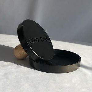 Hearth and Hand Well Done Press